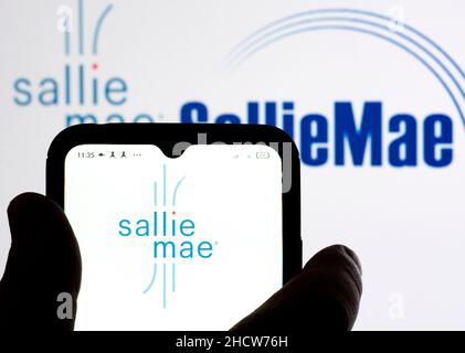 Ukraine.1st janvier 2022.Sur cette photo, le logo SLM Corporation (communément appelé Sallie Mae) apparaît sur un smartphone et en arrière-plan.(Credit image: © Igor Golovniov/SOPA Images via ZUMA Press Wire) Banque D'Images
