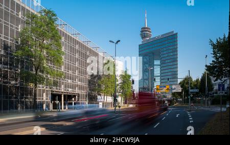 Stadttor dans le tunnel de la ville de Düsseldorf Banque D'Images