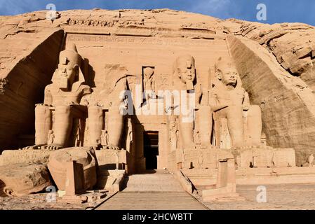 Temples Abu Simbel, Abu Simbel, Égypte. Patrimoine mondial de l'UNESCO Banque D'Images