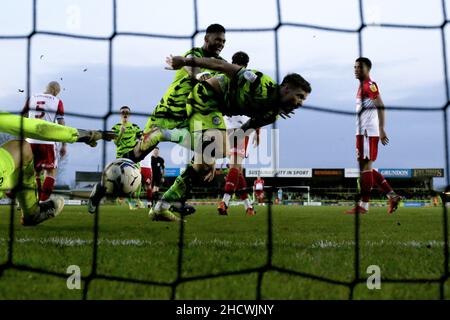 NAILSWORTH, ROYAUME-UNI.JAN 1st Josh March of Forest Green Rovers ouvre le score lors du match Sky Bet League 2 entre Forest Green Rovers et Stevenage à la New Lawn, Nailsworth, le samedi 1st janvier 2022.(Crédit : Kieran Riley | INFORMATIONS MI) crédit : INFORMATIONS MI et sport /Actualités Alay Live Banque D'Images