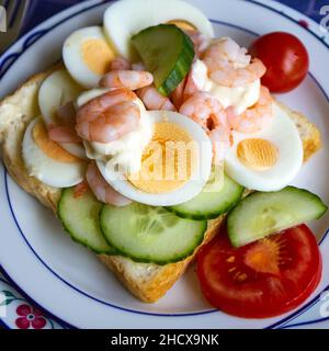 Sandwich scandinave avec crevettes Banque D'Images