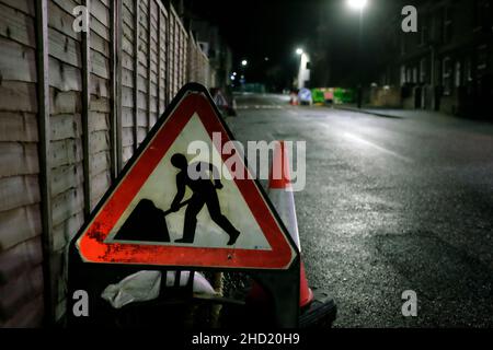 Route,travaux,de,nuit,panneau,accès,accessibilité,Cowes,Ile de Wight,Angleterre,Royaume-Uni, Banque D'Images