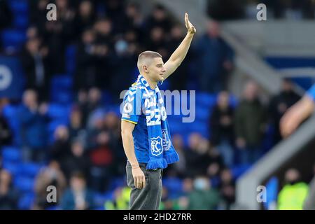 Everton, Royaume-Uni.02nd janvier 2022.Everton nouvelle signature Vitaliy Mykolenko est présenté aux fans de Goodison.Premier League Match, Everton v Brighton & Hove Albion au Goodison Park de Liverpool le dimanche 2nd janvier 2022. Cette image ne peut être utilisée qu'à des fins éditoriales.Utilisation éditoriale uniquement, licence requise pour une utilisation commerciale.Aucune utilisation dans les Paris, les jeux ou les publications d'un seul club/ligue/joueur. photo par Chris Stading/Andrew Orchard sports Photography/Alamy Live News crédit: Andrew Orchard sports Photography/Alamy Live News Banque D'Images