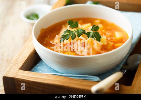 Soupe de choucroute maison saine Banque D'Images