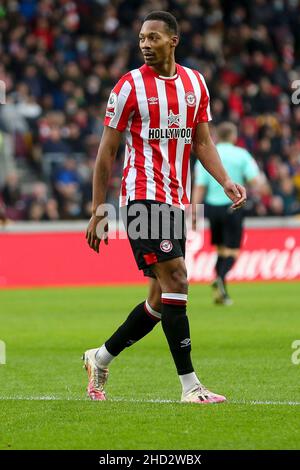 LONDRES, GBR.2nd JANV. Ethan Pinnock de Brentford lors du match Premier League entre Brentford et Aston Villa au stade communautaire de Brentford, Brentford, le dimanche 2nd janvier 2022.(Credit: Tom West | MI News) Credit: MI News & Sport /Alay Live News Banque D'Images