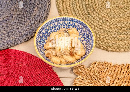 Les gnocchi sont faits avec de la pomme de terre, de la farine et de la ricotta.Une variété bien connue dans les régions Friuli-Venezia Giulia et Trentin-Haut-Adige et appeler Banque D'Images