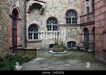 Bien dans le château de Ksiaz à Walbrzych Pologne Banque D'Images