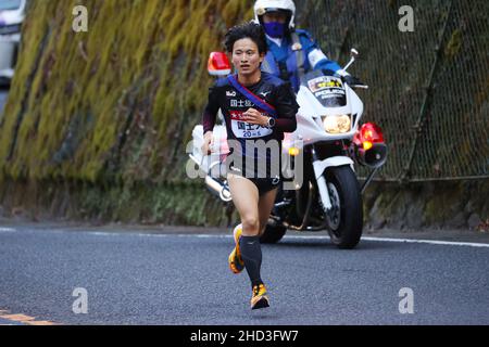 Kanagawa, Japon.2nd janvier 2022.Raïga Yamamoto () Athlétisme : le Hakone Ekiden 98th, Tokyo-Hakone Round-Trip College Ekiden Race, 5th Section à Kanagawa, Japon .Credit: AFLO/Alay Live News Banque D'Images