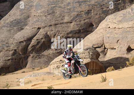 27 Rodrigues Joaquim (prt), Hero Motorsports Team Rally, Hero 450 Rally, moto, W2RC, Motul,Action pendant la phase 1B du Dakar Rally 2022 autour de Hail, le 2nd janvier 2022 à Hail, Arabie Saoudite - photo: Gigi Soldano/DPPI/LiveMedia Banque D'Images