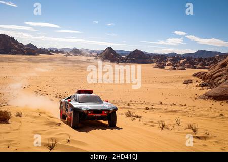 224 Ekstrom Mattias (swe), Bergvist Emil (swe), Team Audi Sport, Audi RS Q e-tron, Auto FIA T1/T2, action pendant la phase 1B du Dakar Rally 2022 autour de Hail, le 2nd janvier 2022 à Hail, Arabie Saoudite - photo: Frédéric le Floc H/DPPI/LiveMedia Banque D'Images