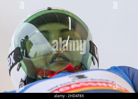 Winterberg, Allemagne.02nd janvier 2022.Luge : coupe du monde, monoplace, femme, 1st course : Olena Stetskiv d'Ukraine course sur la piste de glace.Credit: Friso Gentsch/dpa/Alay Live News Banque D'Images