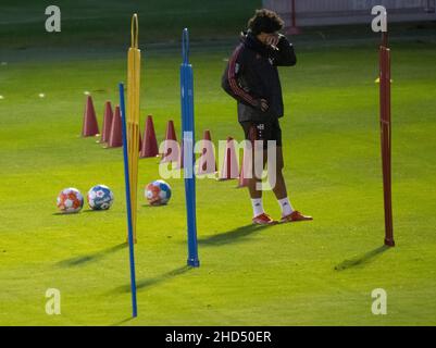 Munich, Allemagne.03rd janvier 2022.Football: Bundesliga, Serge Gnabry s'entraîne pour le début de l'entraînement du FC Bayern dans la nouvelle année.Credit: Peter Kneffel/dpa/Alay Live News Banque D'Images