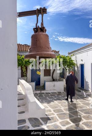 Rue arrière de Kythnos. Banque D'Images
