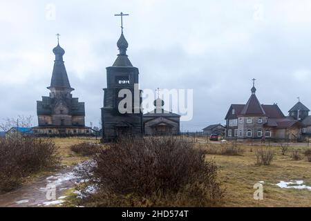 Région de Mourmansk, Russie - 01 novembre 2021, chiche orthodoxe à Varzuga, Russie, Oblast de Mourmansk, Kola, Varzuga Banque D'Images