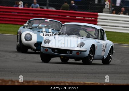 Goncarlo Gomes, James Claridge, Lotus Elan 26R, Trophée internationale pour les voitures GT classiques - avant 1966, une mini-course d'endurance pour les voitures GT d'avant 1966, un deux Banque D'Images