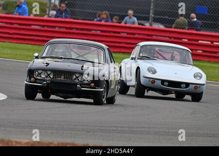 Mark Burnett, Nick Swift, Ogle SX 1000, International Trophy for Classic GT Cars - Pre 1966, une mini-course d'endurance pour les voitures GT antérieures à 1966, un deux pilotes Banque D'Images