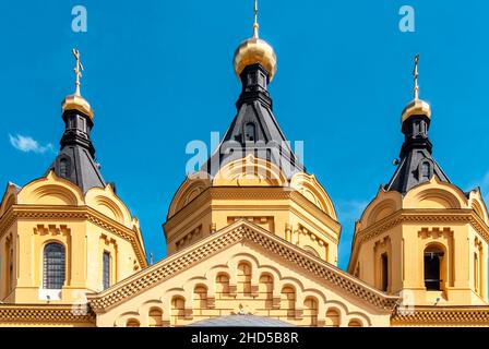 Cathédrale Alexandre Nevsky à Nijni Novgorod, dômes et éléments de façade Banque D'Images