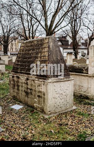 Cracovie,Pologne-décembre 19,2021.ancien cimetière juif de Cracovie connu sous le nom de Remuh Cemetery.Nazis détruit le site pendant l'occupation allemande.pierres tombales, Banque D'Images