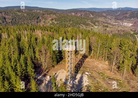 Tour d'observation vrch Svetly dans les montagnes Jizera Banque D'Images
