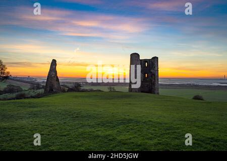 Pause d'hiver au-dessus de l'estuaire de la Tamise vue du château de Hadleigh datant du 13th siècle dans l'Essex. Banque D'Images