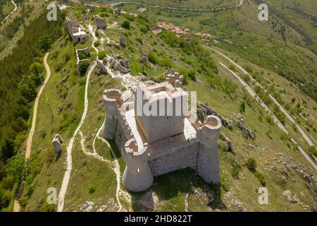 Vue aérienne, forteresse Rocca di Calascio, Abruzzes, Italie, Europe Banque D'Images