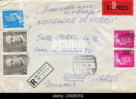 Ancienne enveloppe qui a été envoyée de l'Espagne à l'URSS, 1980s. Banque D'Images