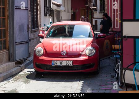 Antalya, Turquie - 09.01. 2021: 2012-2019 Volkswagen Beetle (AKA Kafer, Bug, Coccinelle, Maggiolino, Fusca) A5 Banque D'Images