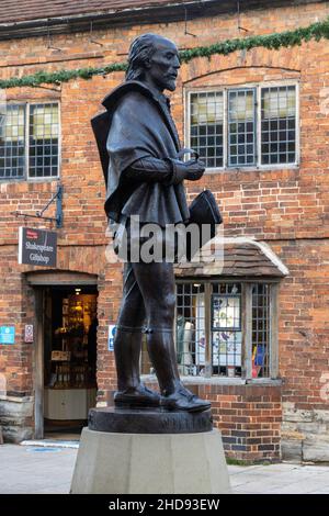 Statue de William Shakespeare à Henley Street Stratford-upon-Avon Banque D'Images