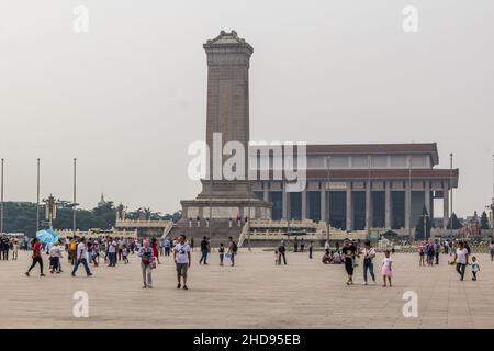 BEIJING, CHINE - 27 AOÛT 2018 : monument aux héros du peuple et mausolée de Mao Zedong à Beijing, Chine Banque D'Images