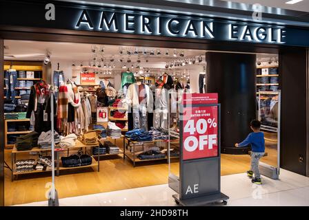 Hong Kong, Chine.03rd janvier 2022.Détaillant américain de vêtements et d'accessoires American Eagle magasin à Hong Kong.(Photo de Budrul Chukrut/SOPA Images/Sipa USA) crédit: SIPA USA/Alay Live News Banque D'Images