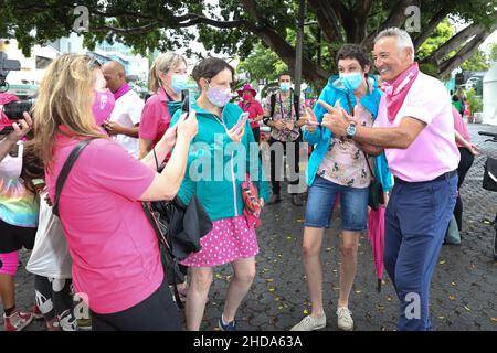 5 janvier 2022 : ANTHONY FIELD et les participants à la « Big Three Trek » Charity Walk to the Sydney Cricket Ground pour le lancement des fonds de collecte de Ashes Pink Test pour la Fondation McGrath de Vodafone le 05 janvier 2022 à Sydney, Nouvelle-Galles du Sud Australie (Credit image:© Christopher Khoury/Agence de presse australienne via ZUMA Wire) Banque D'Images