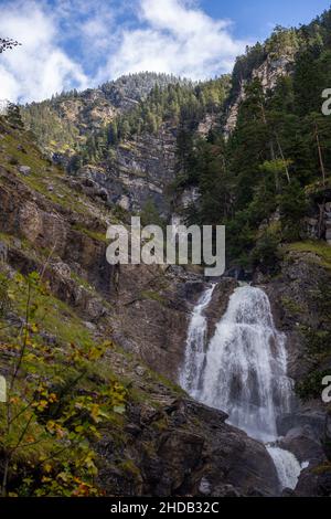 cascade de kuhflucht dans les montagnes alpes allemagne Banque D'Images