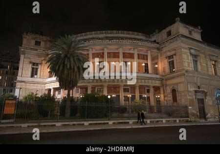 Teatro Politeama, Palerme, Sizilien, Italien Banque D'Images