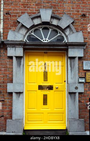 Bunte Tuer, Haus, Parliament Street, Kilkenny, Irlande, Lettonie / Baumann Banque D'Images