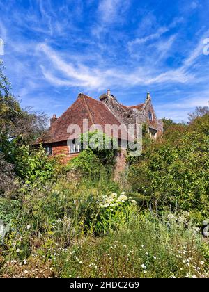 Red Brick Cottage, Maison des prêtres, Château et jardin de Sissinghurst, Cranbrook, Kent, Angleterre, Royaume-Uni Banque D'Images