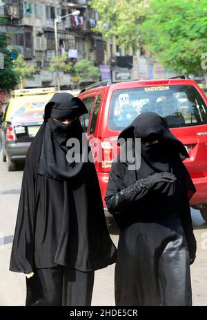 Voila les femmes musulmanes indiennes à Mumbai, en Inde. Banque D'Images