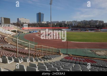 Bucarest, Roumanie - 5 janvier 2022 : le stade Dinamo à Bucarest, par une belle journée d'hiver. Banque D'Images