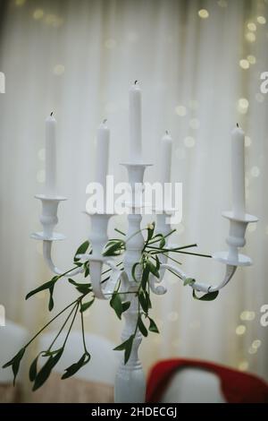Photo verticale de la chandelle utilisée lors du mariage Banque D'Images