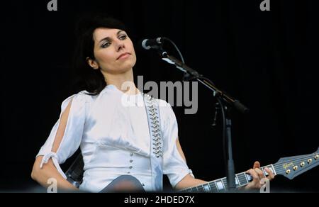 PJ Harvey, V2003, Hylands Park, Chelmsford, Essex,Royaume-Uni - 16 août 2003 Banque D'Images