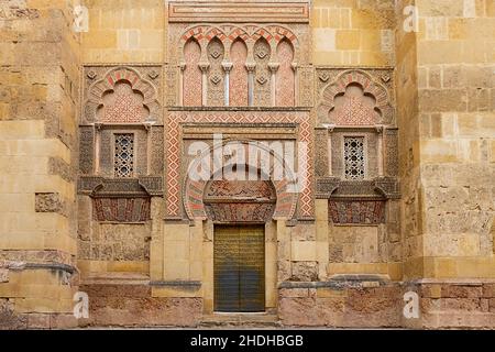 CORDOBA ANDALOUSIE ESPAGNE MOSQUÉE-CATHÉDRALE LA PORTE DE L'ESPRIT SAINT Banque D'Images