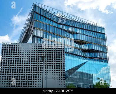 immeuble de bureaux, cube berlin, immeubles de bureaux, immeuble de services Banque D'Images