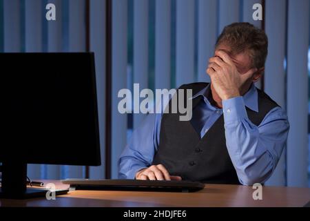 désespéré, stressé, révisé, désespéré, stressé,révisions Banque D'Images