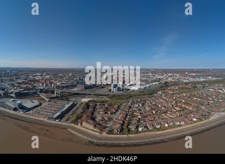 Large panorama de Kingston sur le front de mer de Hull Banque D'Images