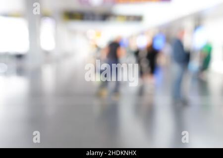 Vue floue sur l'immeuble moderne de l'aéroport Banque D'Images