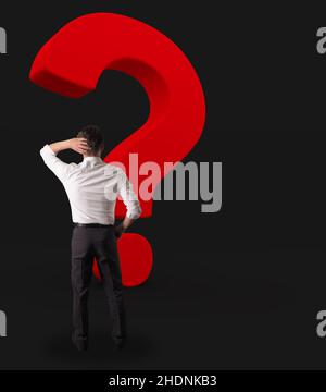 homme d'affaires, sans indice, point d'interrogation, patron, hommes d'affaires,cadre, cadres, dirigeant, dirigeants, responsable,points d'interrogation Banque D'Images
