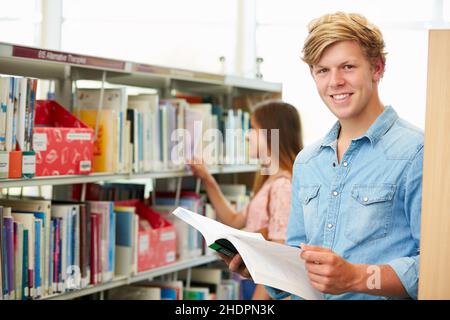 garçon, élèves, récherche, garçons, enfants d'école,recherches Banque D'Images