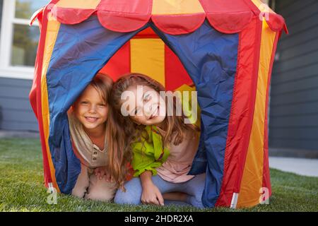 enfant, jouer, enfance, tente, enfants,enfants, enfants, enfants, jeux, enfants,camping, tentes Banque D'Images