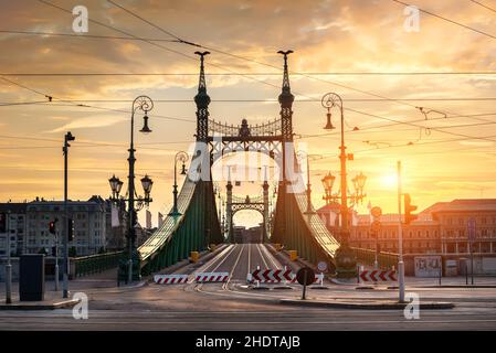 pont, budapest, pont de liberté, ponts, copains,ponts de liberté Banque D'Images