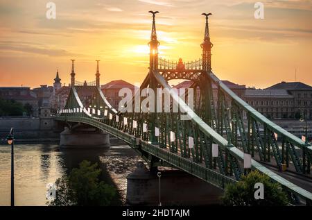 pont, budapest, pont de liberté, ponts, copains,ponts de liberté Banque D'Images