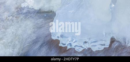 Glaces sur l'eau dans la rivière.Paysage naturel.Hiver.Image de fond, Lituanie Banque D'Images
